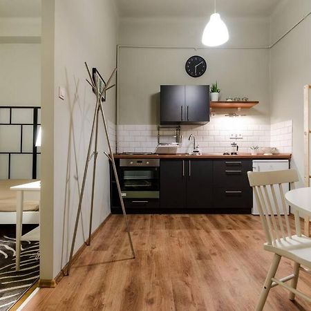 Cosy Apartment In Party District K30 Budapest Luaran gambar